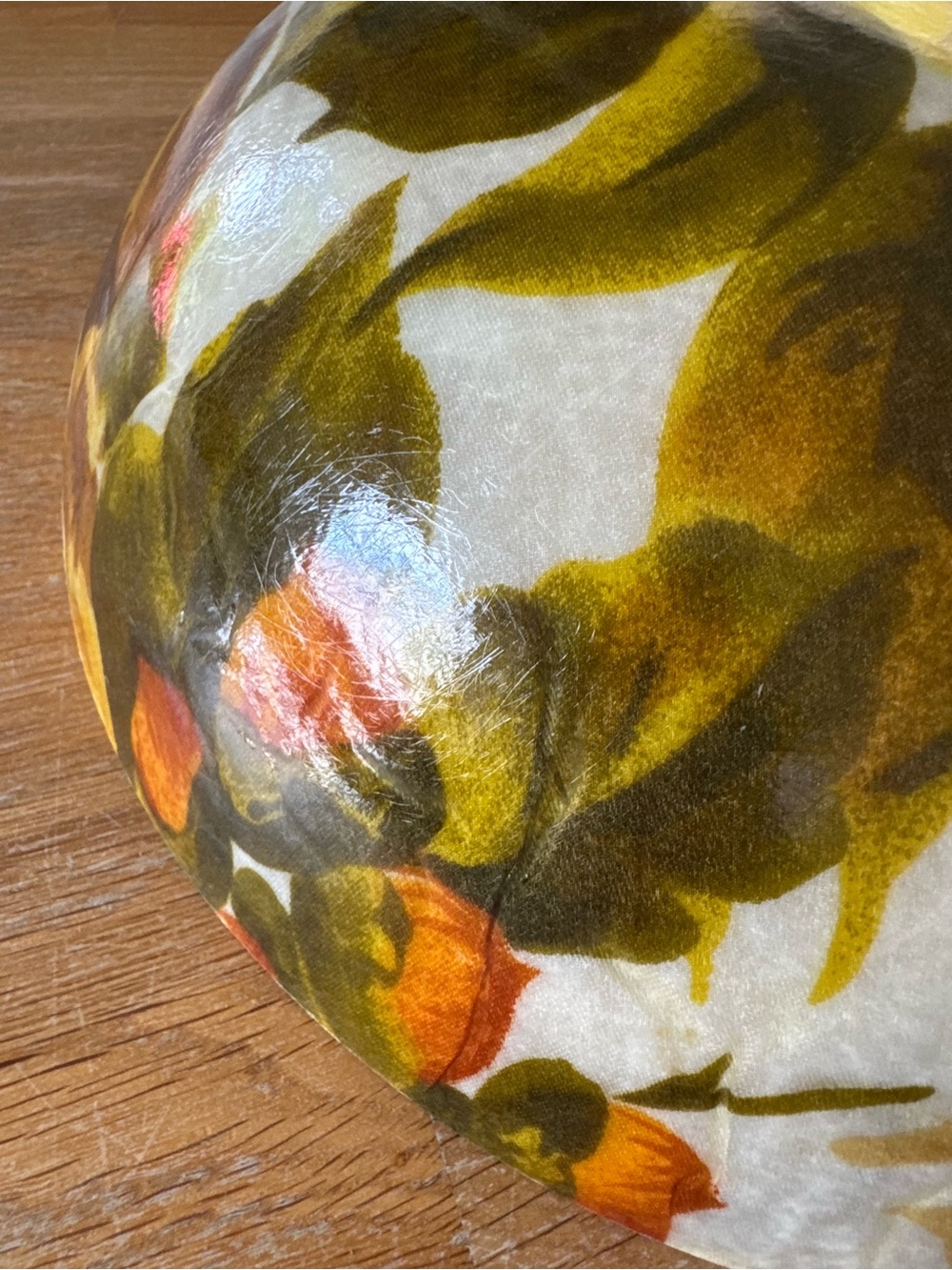 Traymold MCM Fiberglass Bowl | Autumn Floral | 1960s | Serving Bowl - Picture 8 of 8